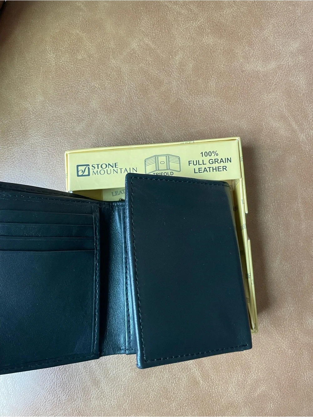 New Stone Mountain Men's Leather Wallet - Trifold - RFID Protection - Black NWT